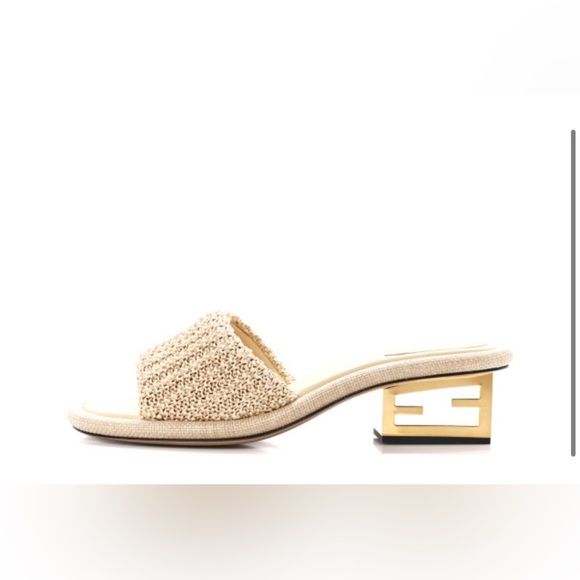 NWOT Fendi Raffia Intreccio Baguette 60mm Slide Sandals size 38.5 - Picture 3 of 11